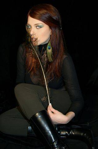 Foto-Livia Karabelli3.jpg